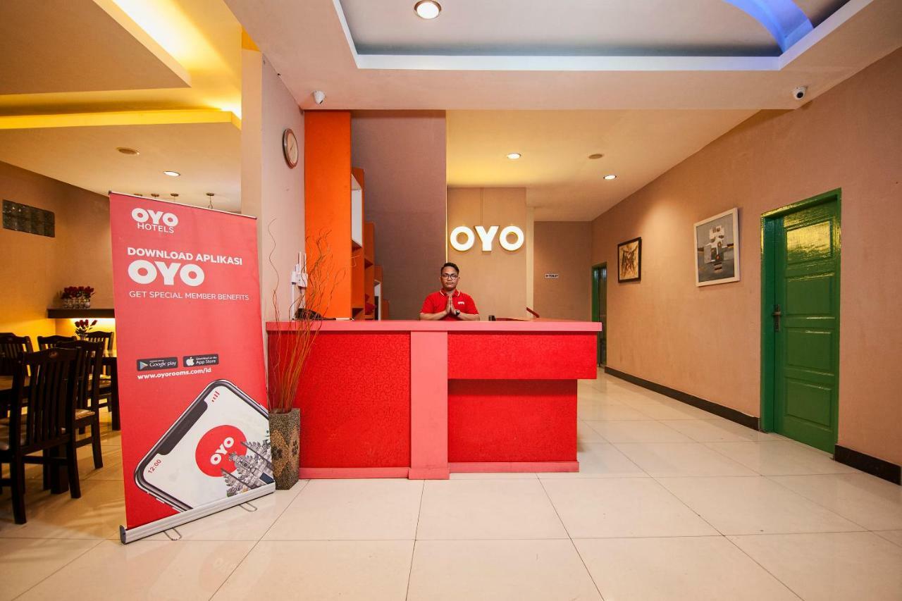 Oyo 529 Hotel Paninda Medan Dış mekan fotoğraf